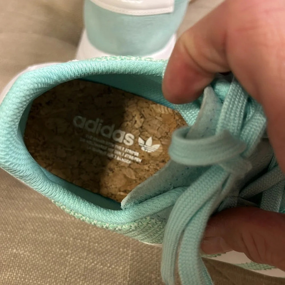 Adidas Woman's FLB Runner 'Energy Aqua' Size 8 NEW! - Picture 8 of 9